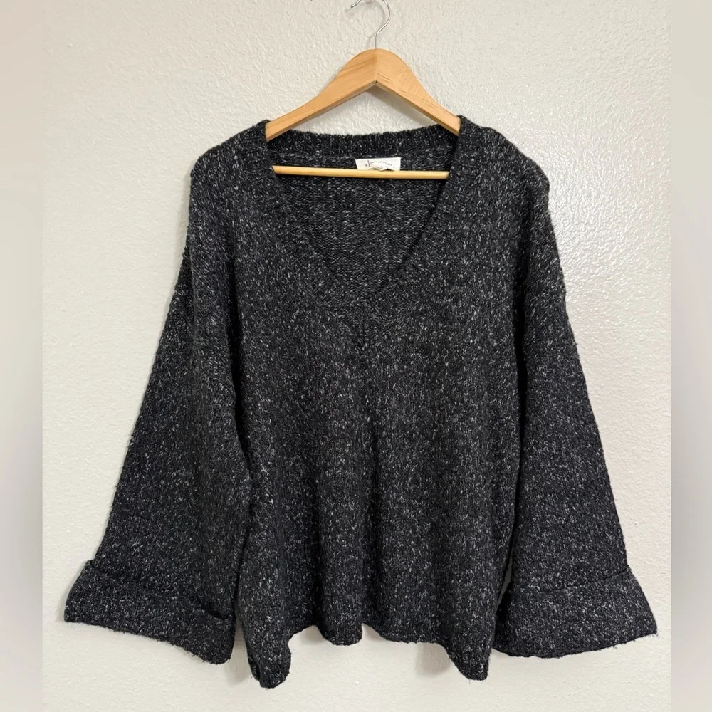 Anthropologie Maggie Bell-Sleeved Sweater Grey Marled V-Neck Charcoal